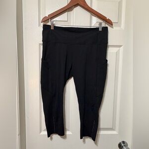 Lululemon athletica fast and free crop size 12 euc
